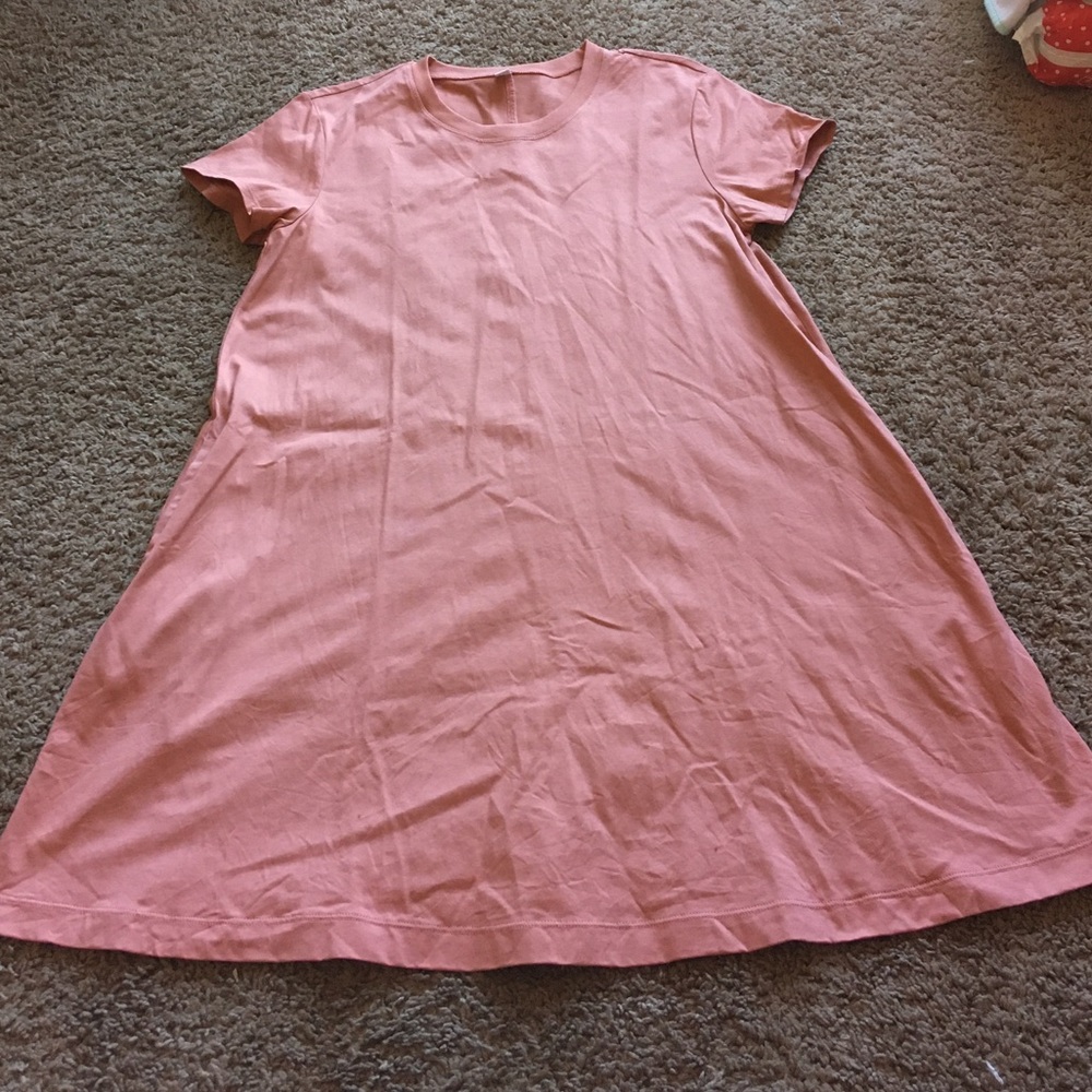 NWOT Dusty Pink Uniqlo T-shirt Dress